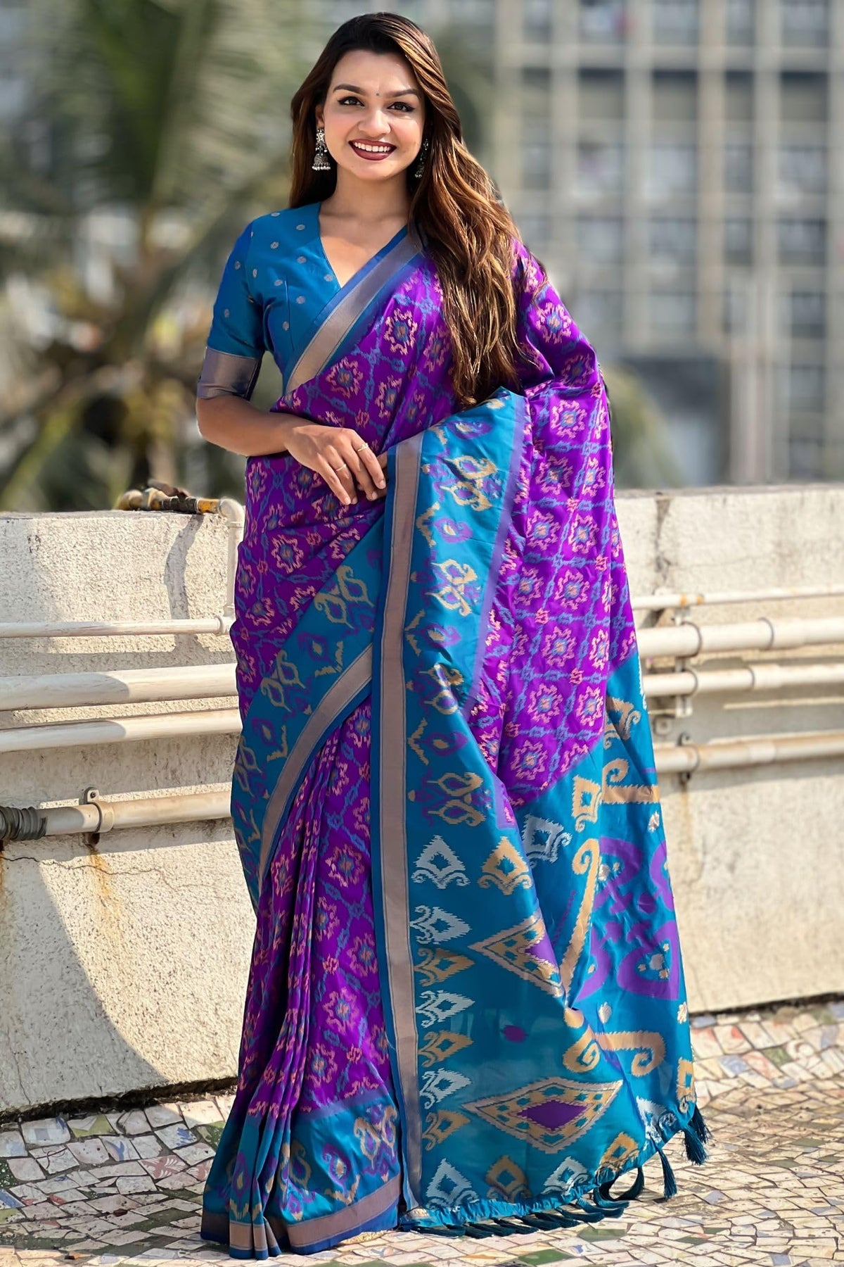 SGF11 Women's Kanjivaram Patola Soft Pure Silk Sarees With Unstitched Blouse Piece (Violet LightBlue)