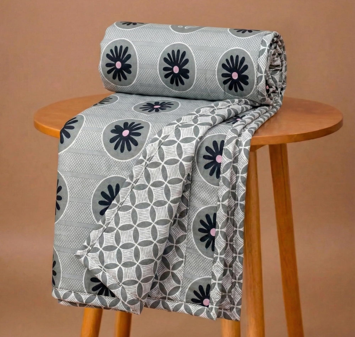 Cotton AC Blanket for Single Bed (152 x 225 cm) | Reversible Soft Lightweight All-Season Blanket | Skin-Friendly & Breathable Comforter (Silver Blossom Grey)