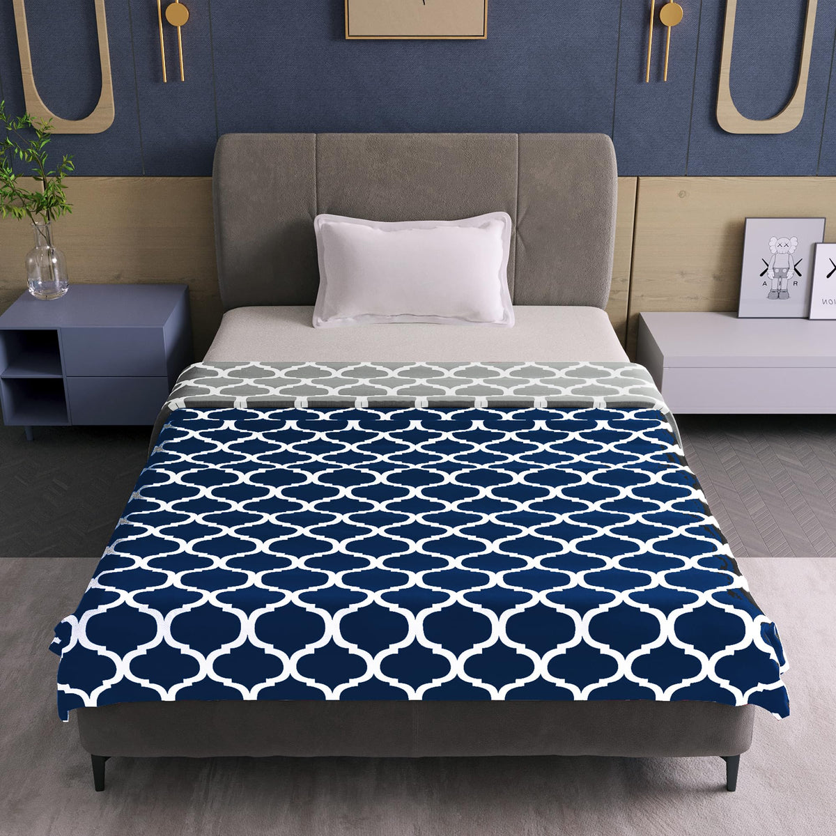 120 GSM Microfiber Single Dohar | Soft & Lightweight Throw Blanket | Cozy & Breathable | All-Season Comfort | 210 x 140 CM | Moroccan Pattern | Deep Blue