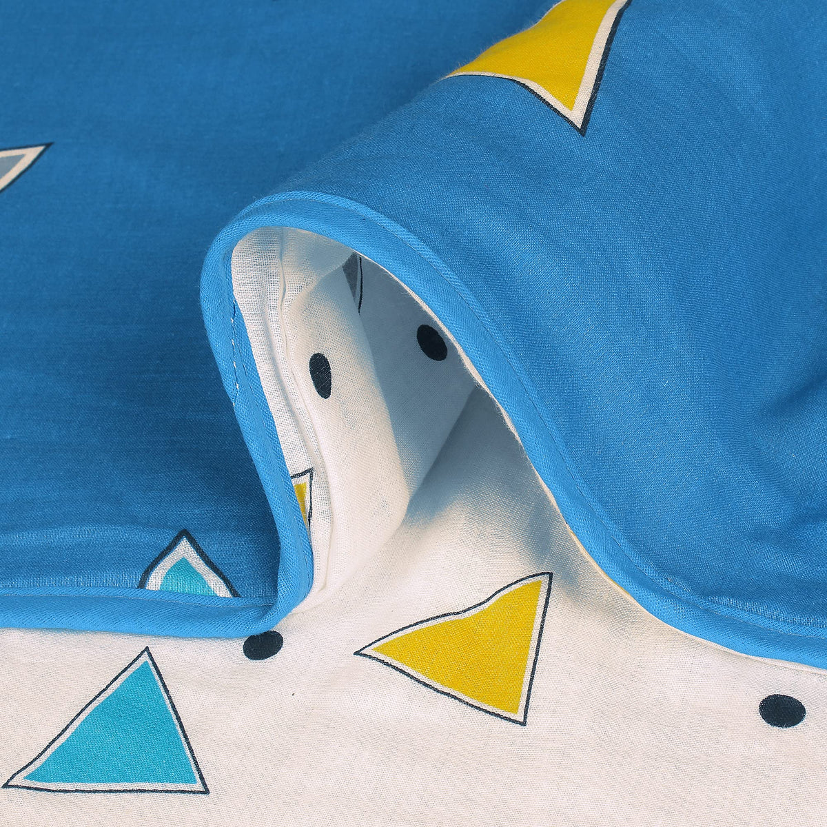 Dohar Double Bed Cotton 100% | 150GSM 225 x240 cm Quilt AC Blanket for Summer | AC Comforter Double Bed | White & Blue Geometric Reversible Design Duvet | All-Season Blanket